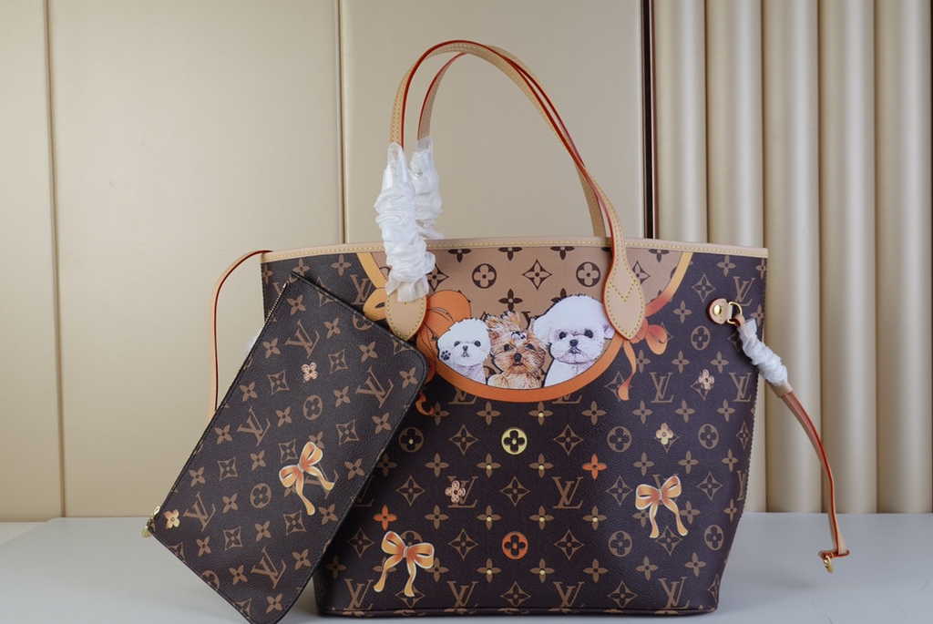 Louis Vuitton M40699 Neverfull MM Monogram Leather Dog