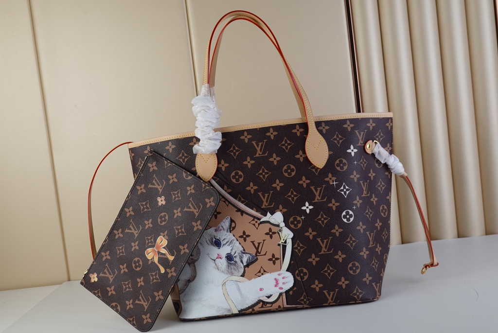 Louis Vuitton M40699 Neverfull MM Monogram Leather Cat
