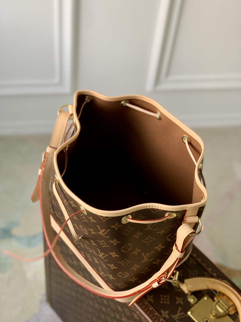 Louis Vuitton M40818 Petit Noé Monogram Canvas - 27 x 27 x 21 cm / Monogram Canvas - View 8