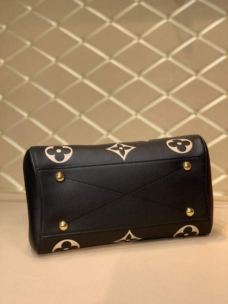 Louis Vuitton M41048 Montaigne MM Monogram Bicolor Leather Black - Default Title - View 3