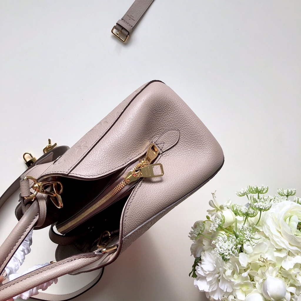 Louis Vuitton M41053 Montaigne BB Monogram Empreinte Leather khaki - Default Title - View 3