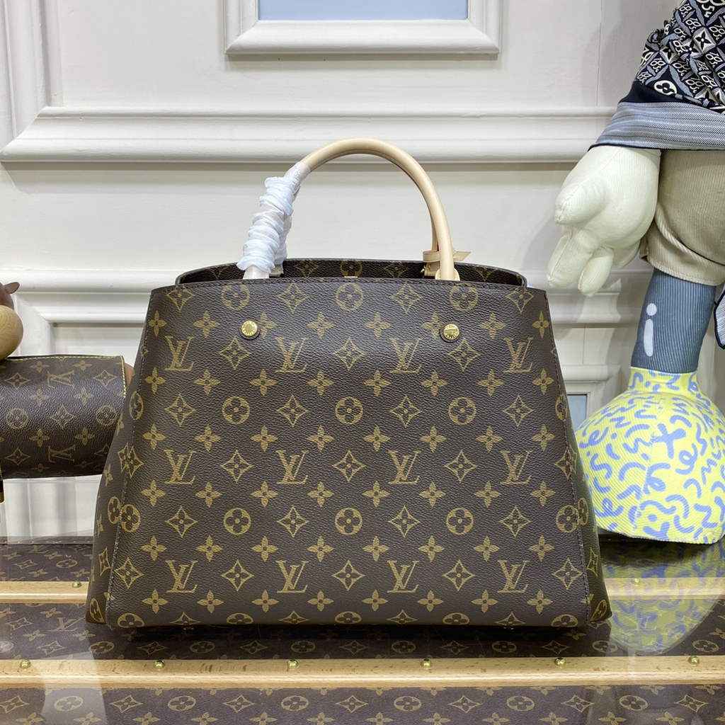 Louis Vuitton M41067 Montaigne GM Bag Monogram