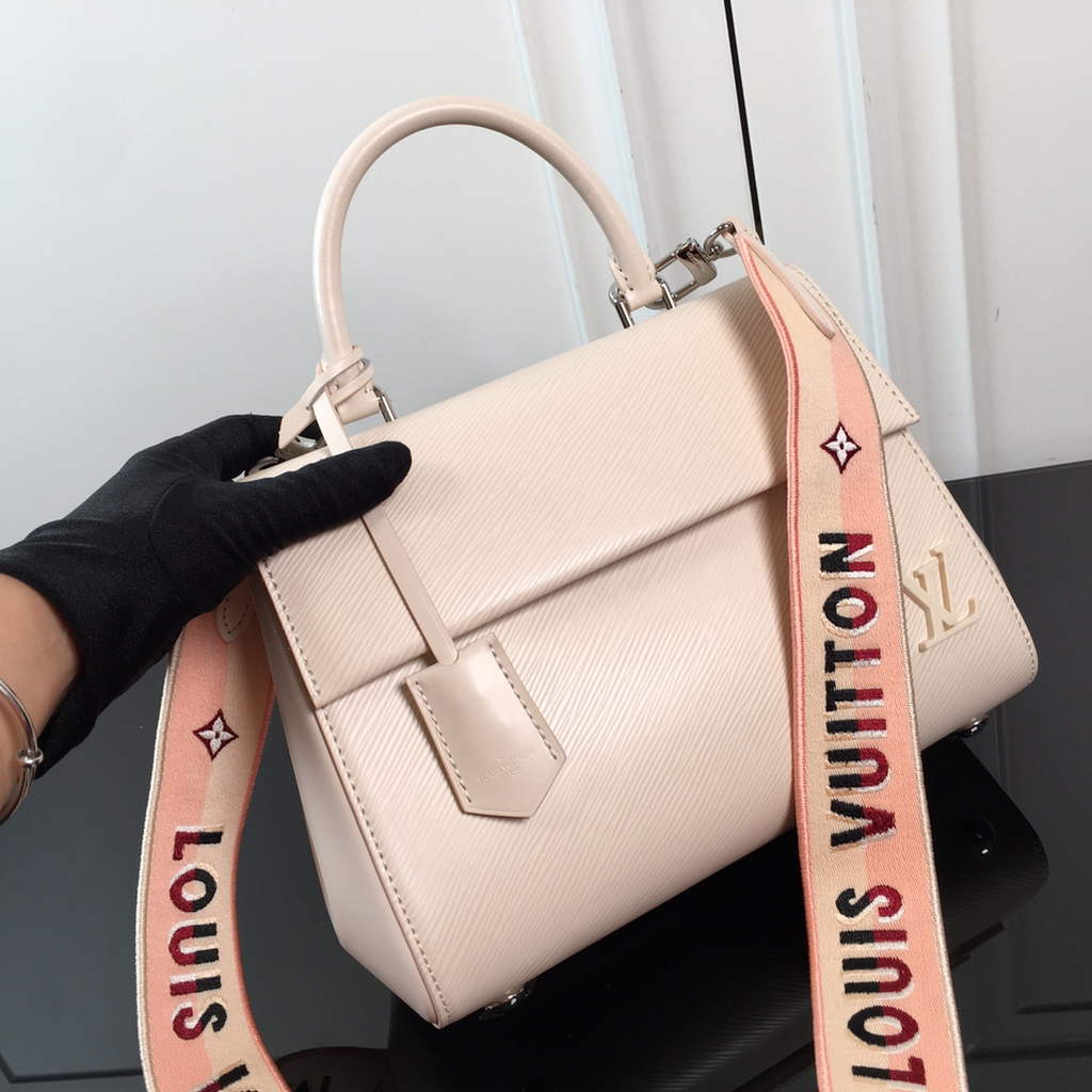 Louis Vuitton M41312 Cluny BB Bag Epi Leather White - Default Title - View 4