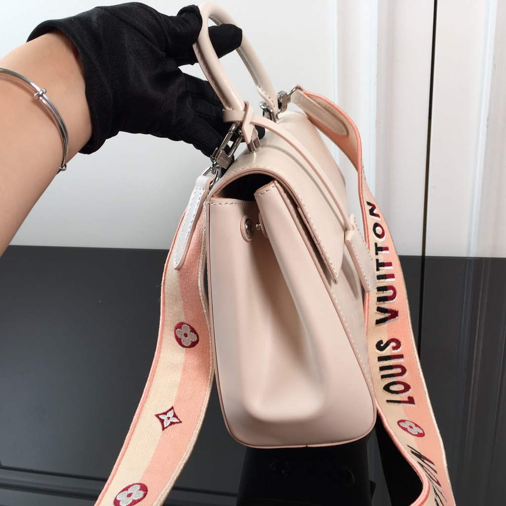 Louis Vuitton M41312 Cluny BB Bag Epi Leather White - Default Title - View 5