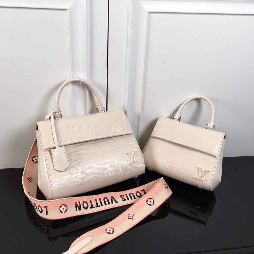 Louis Vuitton M41312 Cluny BB Bag Epi Leather White