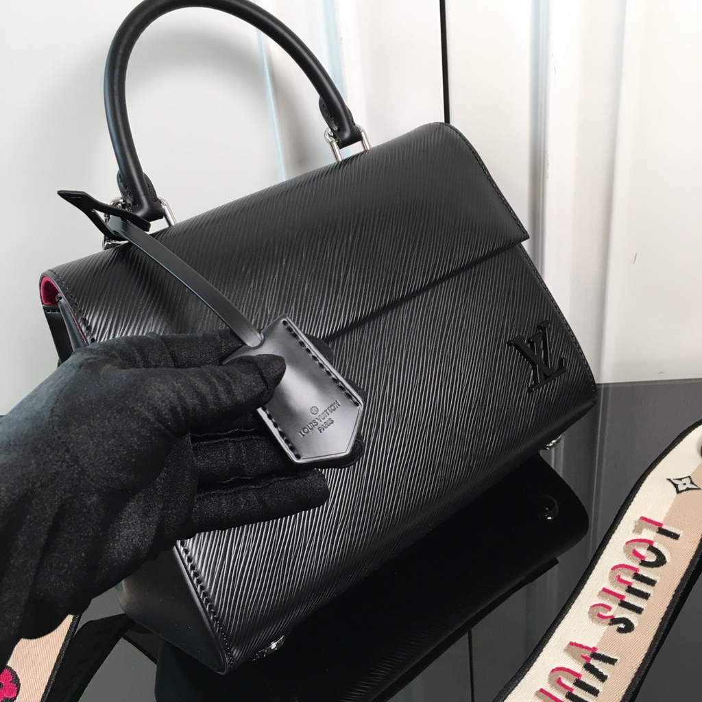 Louis Vuitton M41312 Cluny BB Bag Epi Leather Black - Default Title - View 7