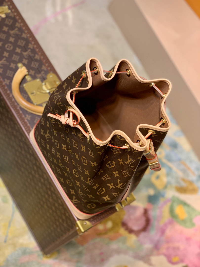 Louis Vuitton M42224 Noé Bucket Bag Monogram Canvas - 27.5 x 36 x 20 cm / Monogram Canvas - View 8