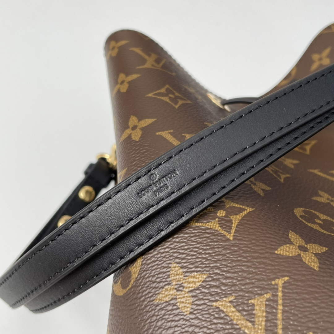 Louis Vuitton M44020 NéoNoé MM Bucket Bag Monogram Black - 26 x 26 x 17.5 cm / Black - View 6