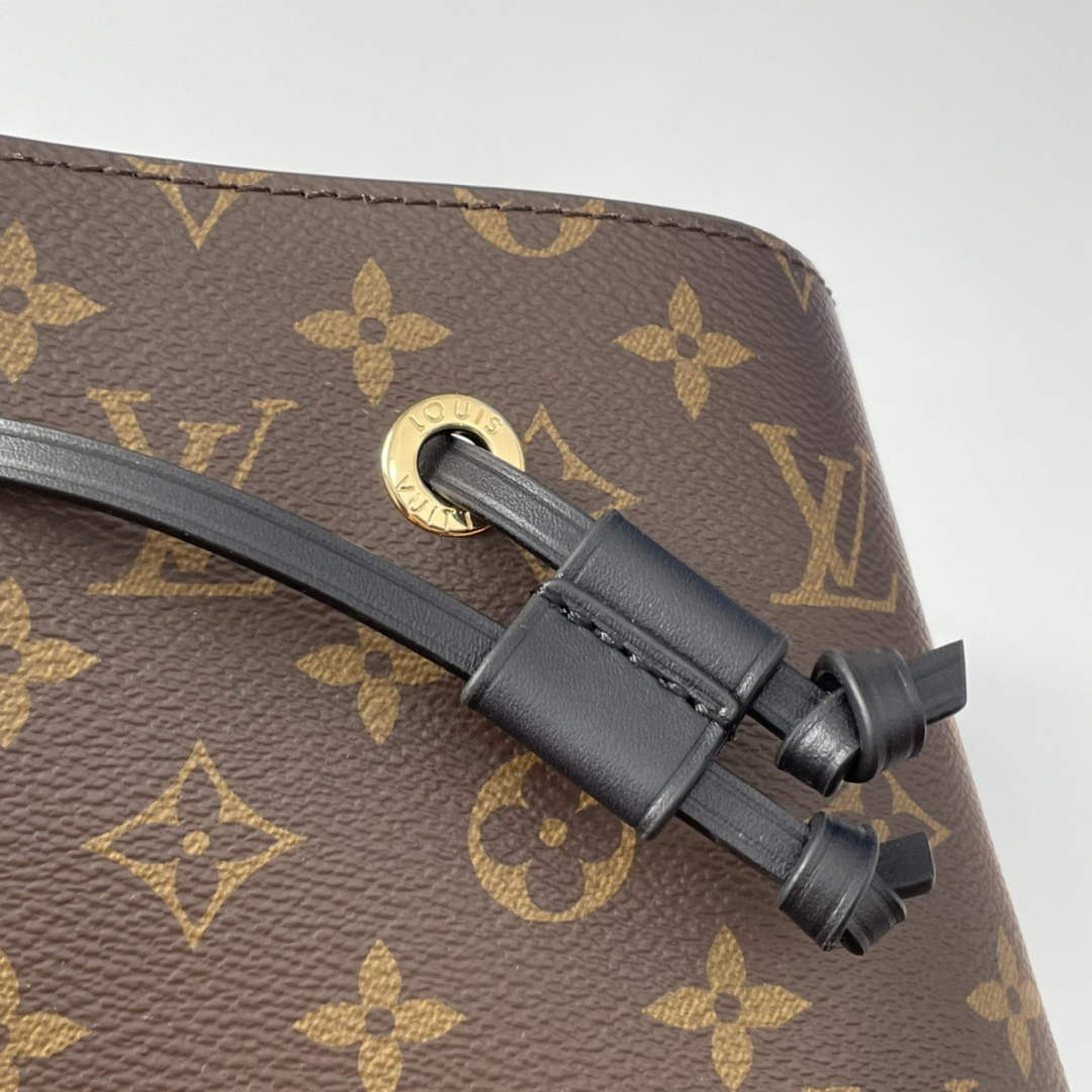 Louis Vuitton M44020 NéoNoé MM Bucket Bag Monogram Black - 26 x 26 x 17.5 cm / Black - View 7