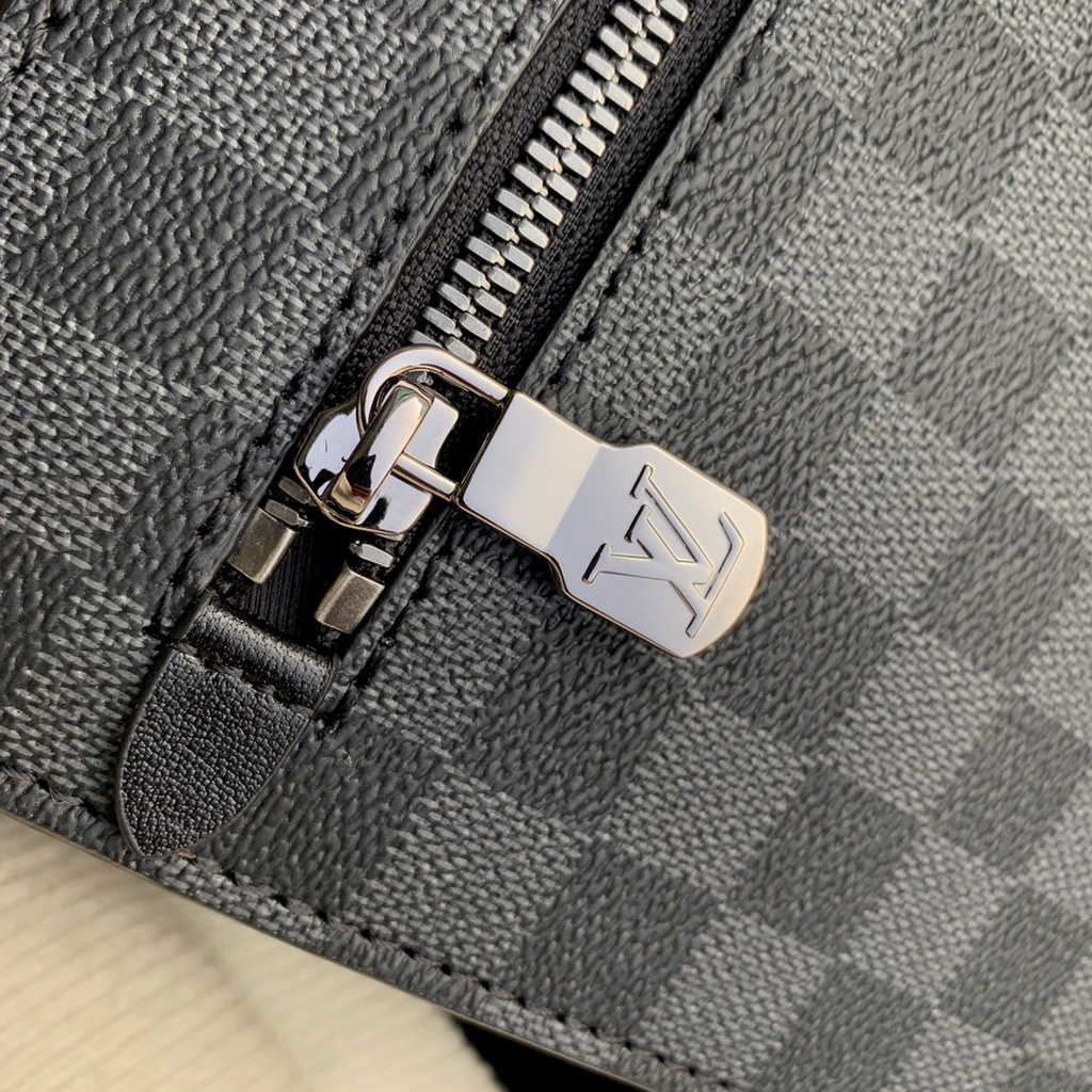 Louis Vuitton M44733 Double Flat Messenger Monogram Eclipse canvas