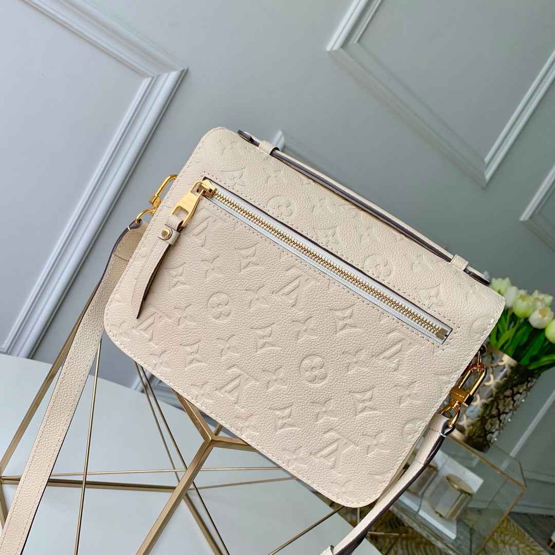 Louis Vuitton M44738 Pochette Metis Bag Monogram Leather Beige