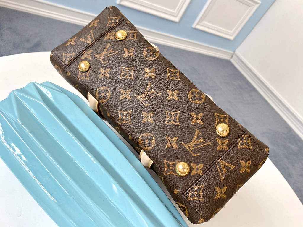 Louis Vuitton M44815 Soufflot BB Monogram Canvas