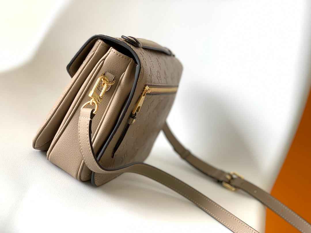 Louis Vuitton M44881 Pochette Métis Monogram Empreinte Leather