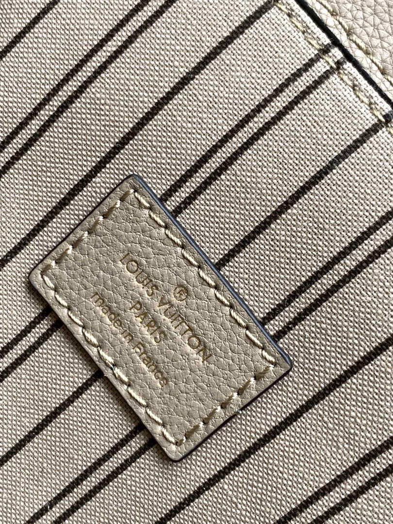 Louis Vuitton M44881 Pochette Métis Monogram Empreinte Leather - Default Title - View 9