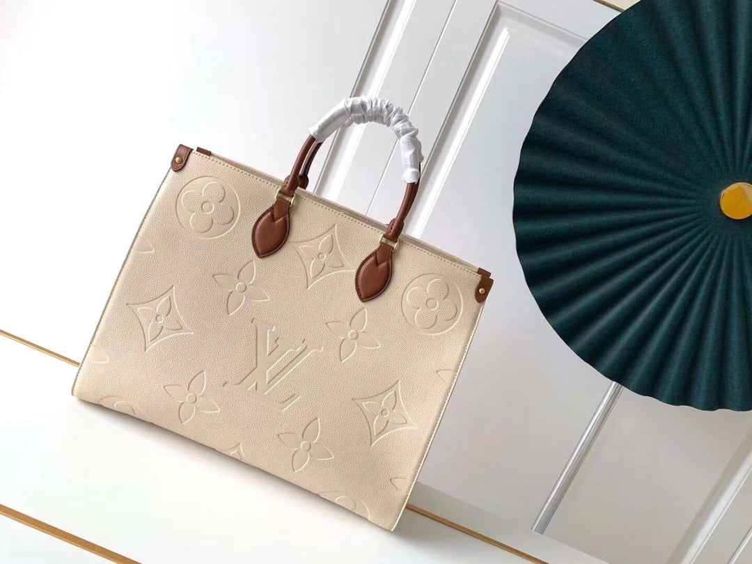 Louis Vuitton M44925 OnTheGo GM Tote Bag Leather Beige - Default Title - View 3
