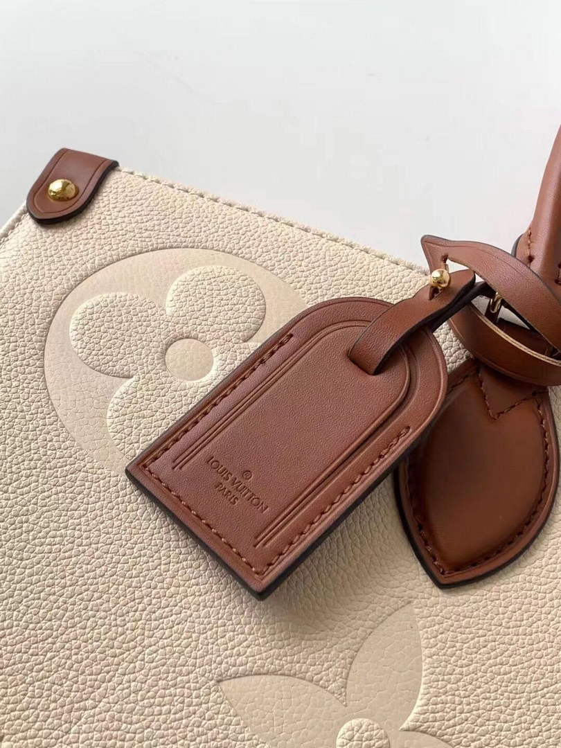 Louis Vuitton M44925 OnTheGo GM Tote Bag Leather Beige - Default Title - View 4