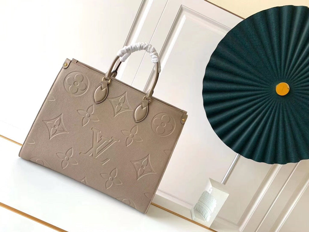 Louis Vuitton M44925 OnTheGo GM Tote Bag Leather Gray - Default Title - View 3