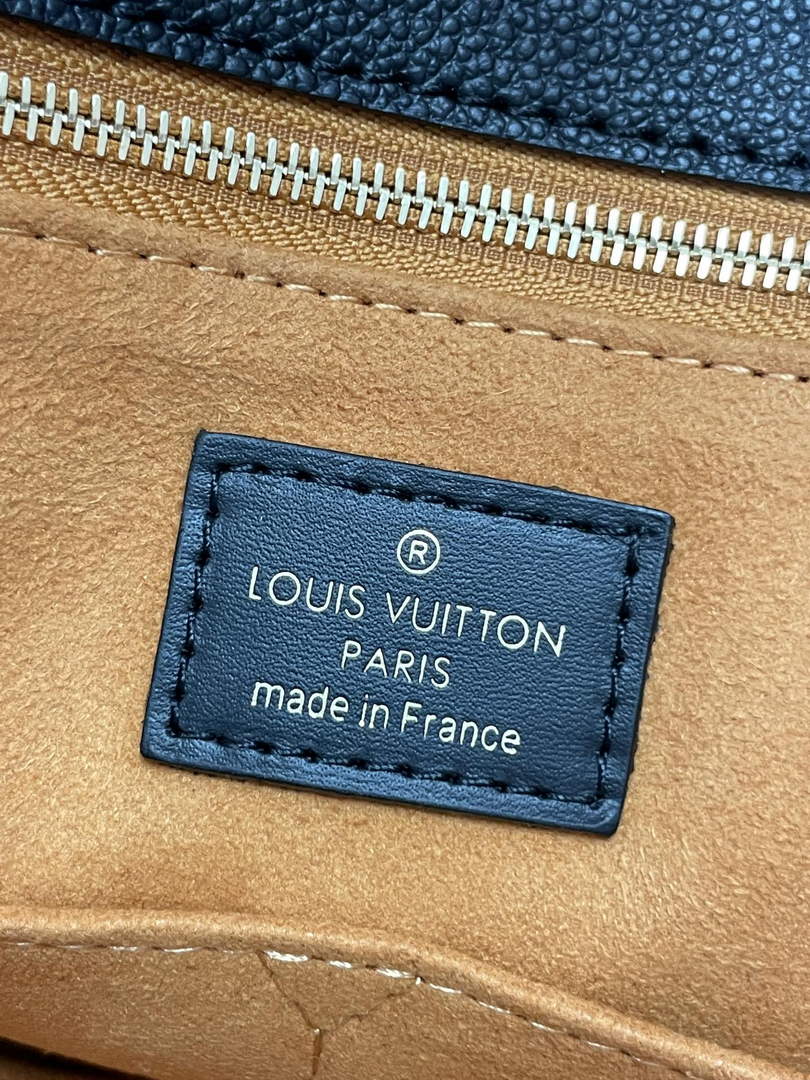 Louis Vuitton M44925 OnTheGo GM Tote Bag Monogram Leather Black - Default Title - View 9