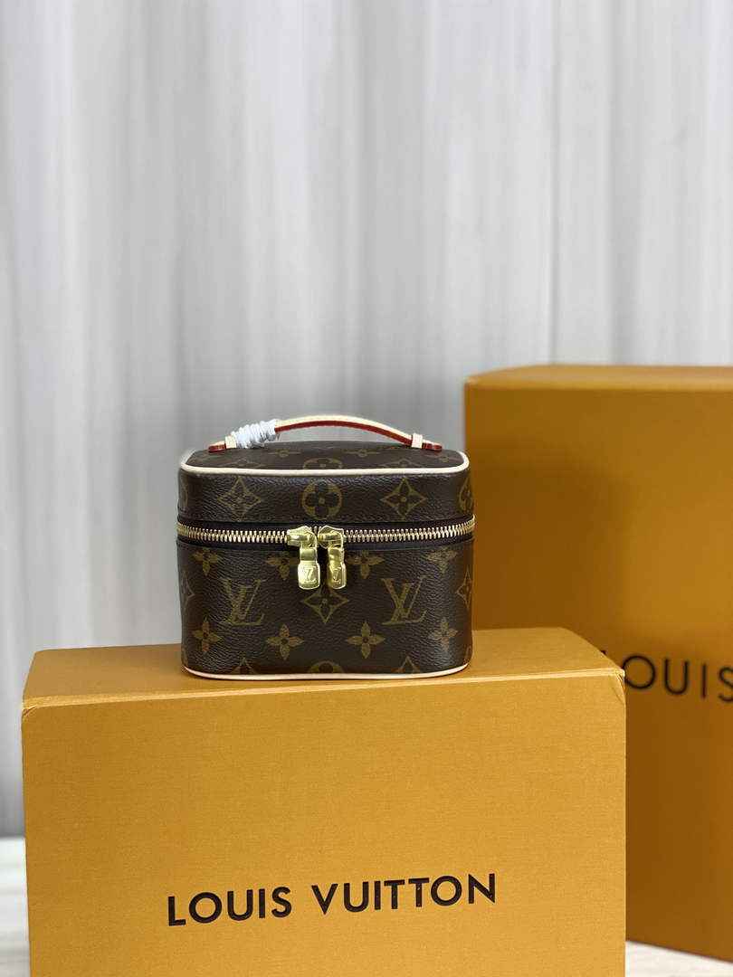 Louis Vuitton M44936 Nice Nano Toiletry Pouch Monogram Canvas