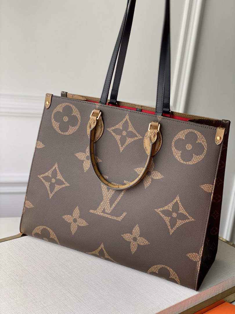 Louis Vuitton M45320 OnTheGo GM Tote Bag Monogram Canvas - Default Title - View 2