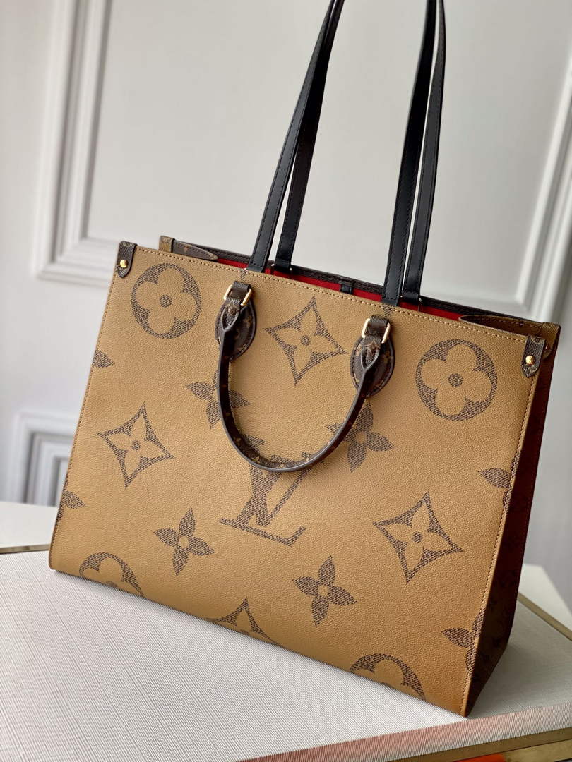 Louis Vuitton M45320 OnTheGo GM Tote Bag Monogram Canvas - Default Title - View 3
