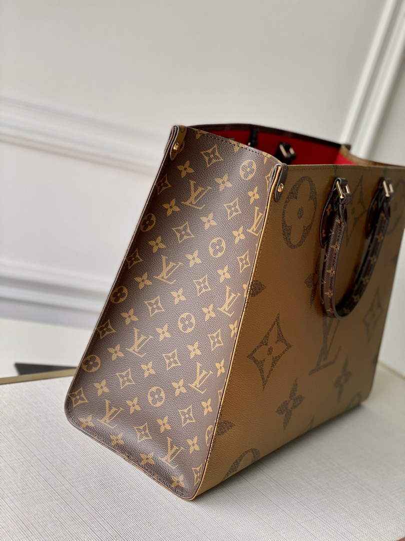 Louis Vuitton M45320 OnTheGo GM Tote Bag Monogram Canvas - Default Title - View 4