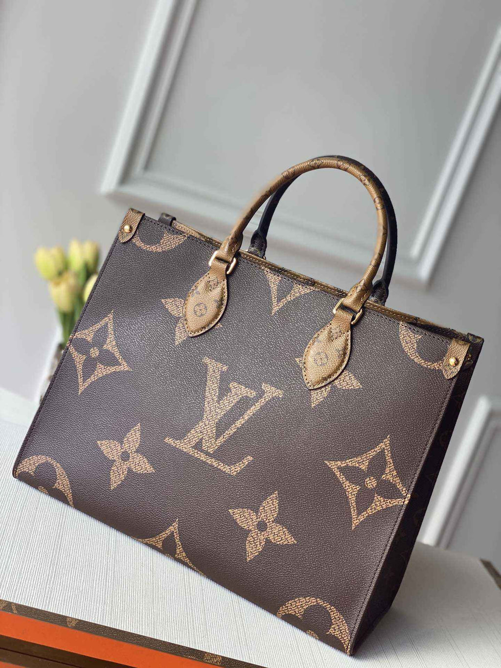 Louis Vuitton M45321 OnTheGo MM Tote Bag Monogram Canvas - Default Title - View 1