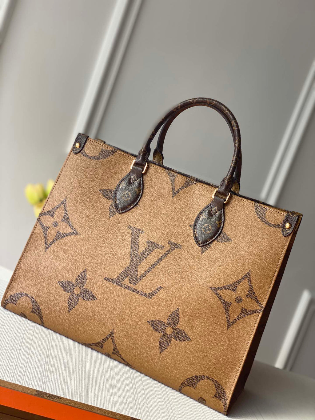 Louis Vuitton M45321 OnTheGo MM Tote Bag Monogram Canvas - Default Title - View 2
