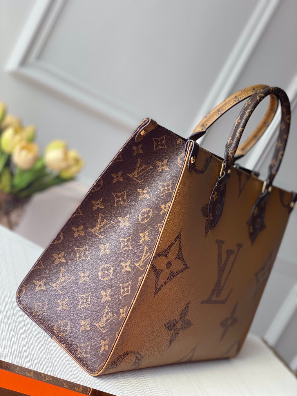 Louis Vuitton M45321 OnTheGo MM Tote Bag Monogram Canvas - Default Title - View 4