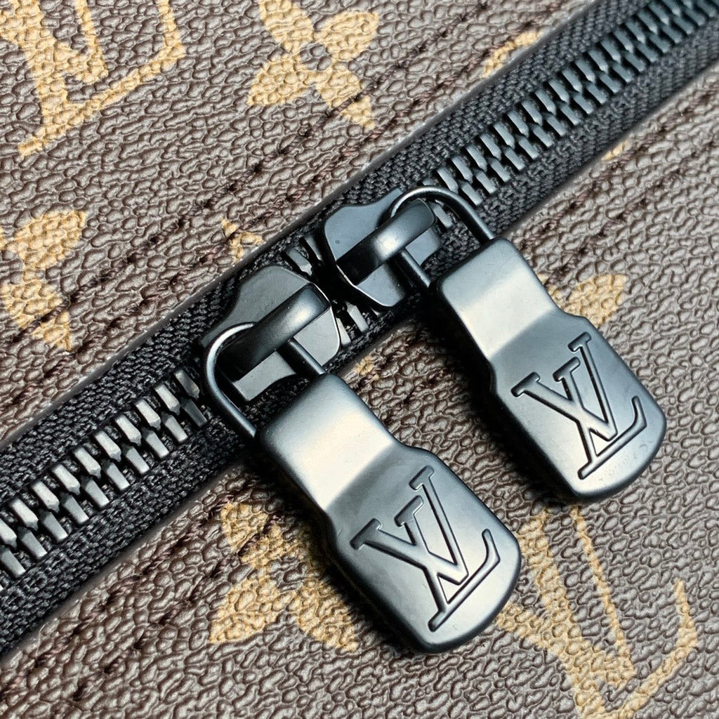 Louis Vuitton M45335 Dean backpack Monogram Blue