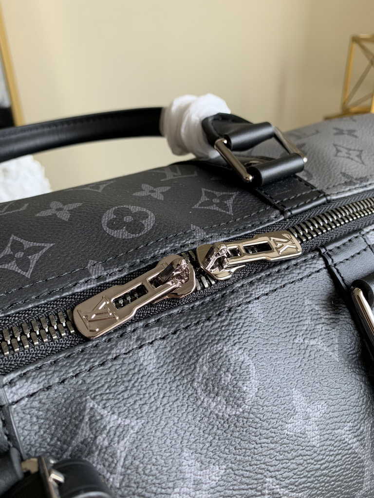 Louis Vuitton M45392 Keepall Bandoulière 50 Monogram Eclipse Canvas Travel bag