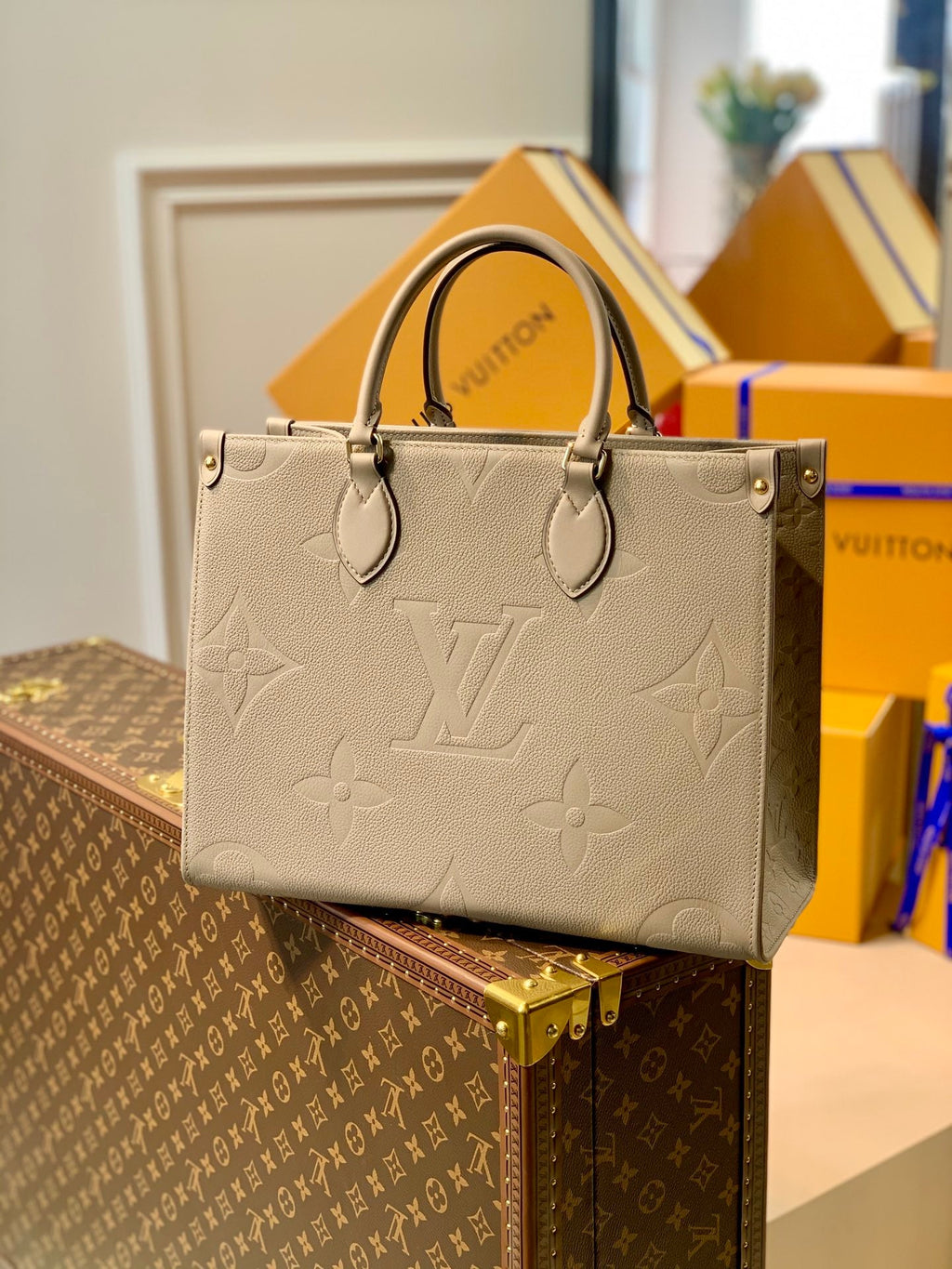 Louis Vuitton M45607 OnTheGo MM Tote Bag Beige - Default Title - View 1