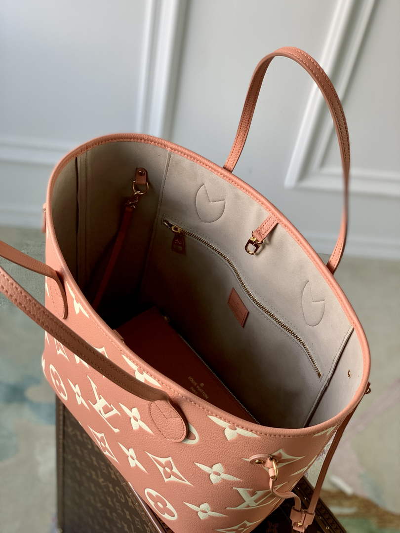 Louis Vuitton M45686 Neverfull MM Tote Bag Pink