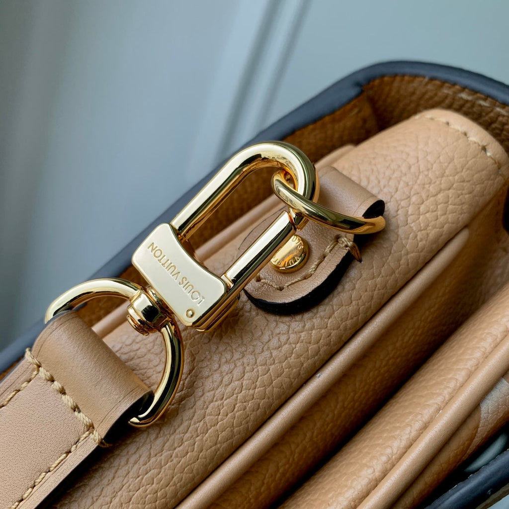 Louis Vuitton M45809 Pochette Métis Bicolor Monogram Leather - Default Title - View 5