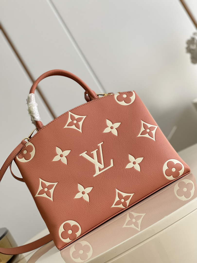 Louis Vuitton M45811 Grand Palais tote bag Pink - 34 x 24 x 15 cm / Pink - View 5