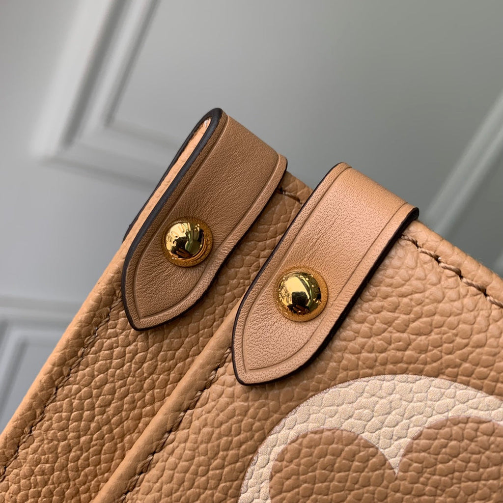 Louis Vuitton M45982 OnTheGo MM Tote Bag Beige - Default Title - View 4