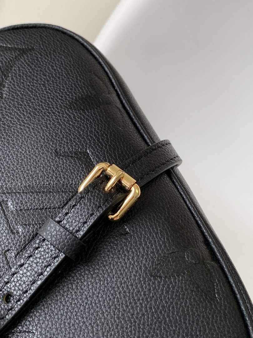 Louis Vuitton M46002 Bagatelle BB Shoulder Bag Leather Black - 24 x 18 x 7 cm / Black - View 7