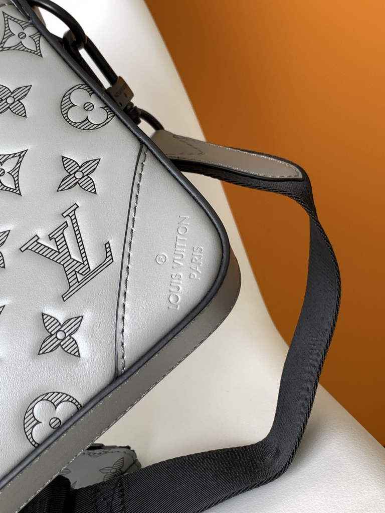 Louis Vuitton M46104 Duo Messenger Monogram Shadow Leather gray