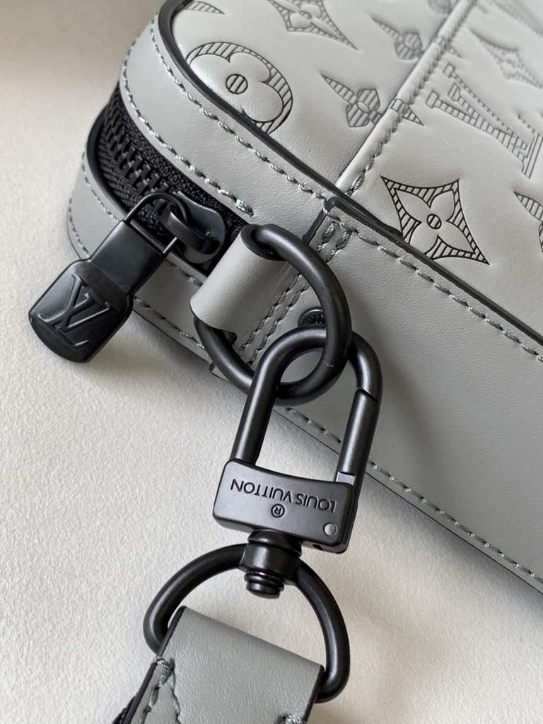 Louis Vuitton M46104 Duo Messenger Monogram Shadow Leather gray