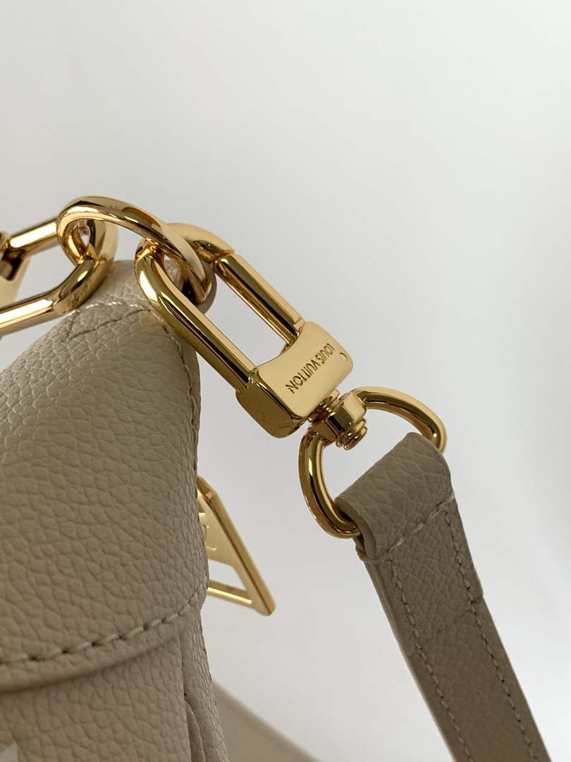 Louis Vuitton M46113 Bagatelle BB Shoulder Bag Leather Pink - 24 x 18 x 7 cm / Pink - View 7