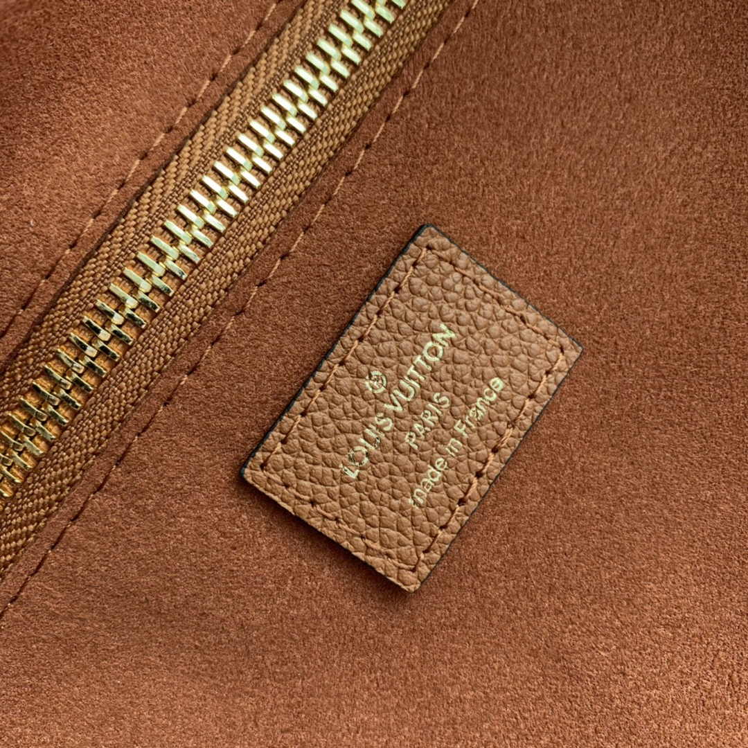 Louis Vuitton M46135 Neverfull MM Tote Bag Brown