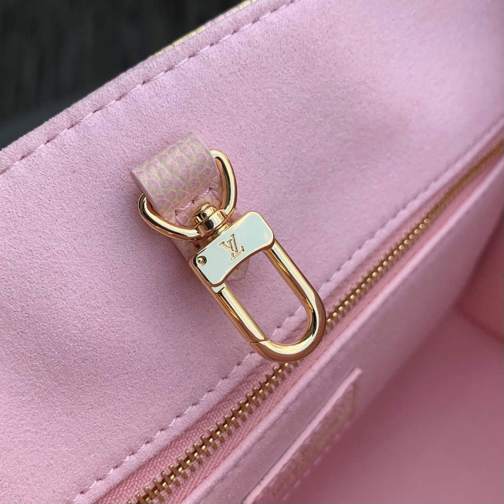 Louis Vuitton M46168 OnTheGo PM Tote Bag Pink - Default Title - View 6