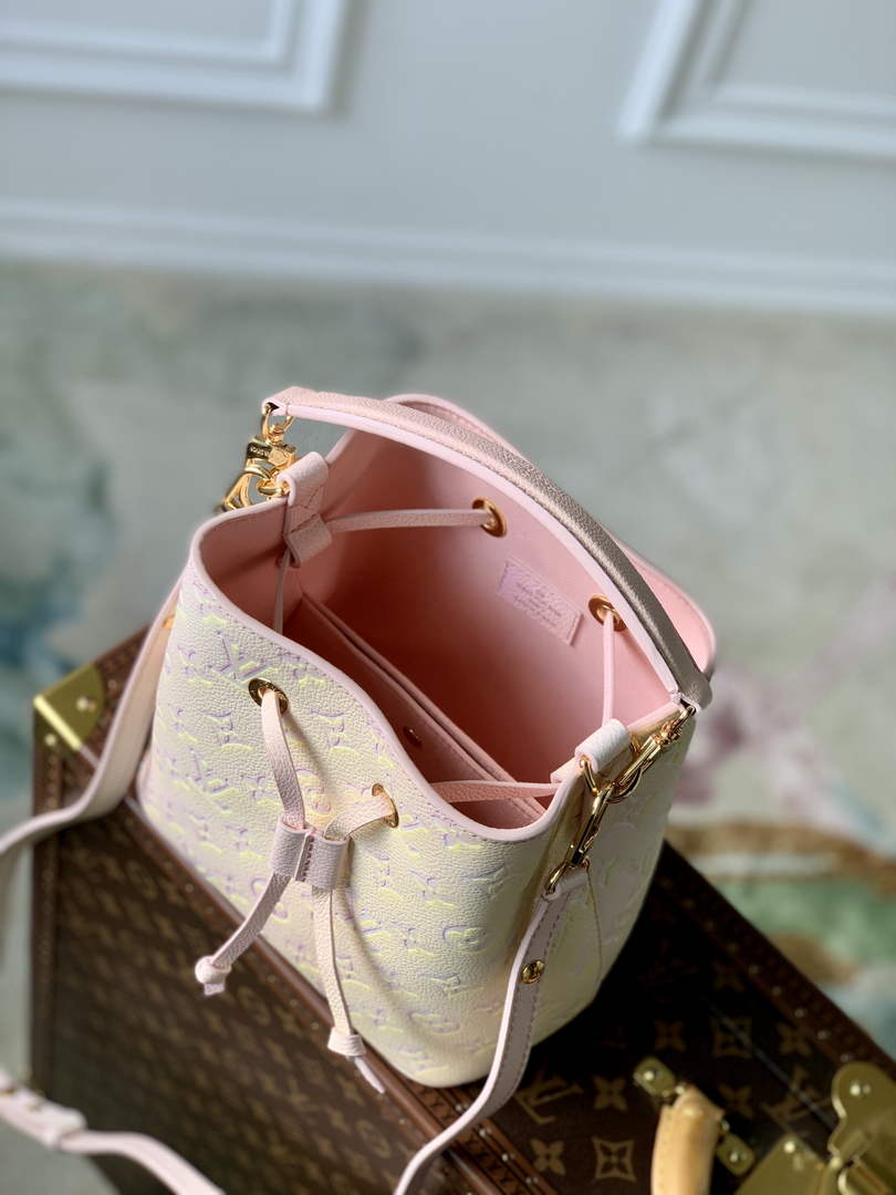 Louis Vuitton M46174 NeoNoé BB bucket Bag Monogram Pink - 20 x 20 x 13 cm / Monogram Pink - View 8