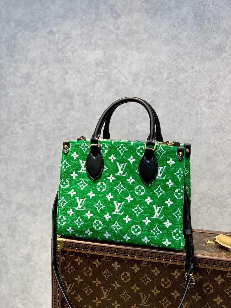 Louis Vuitton M46216 OnTheGo PM Tote Bag Green - Default Title - View 1