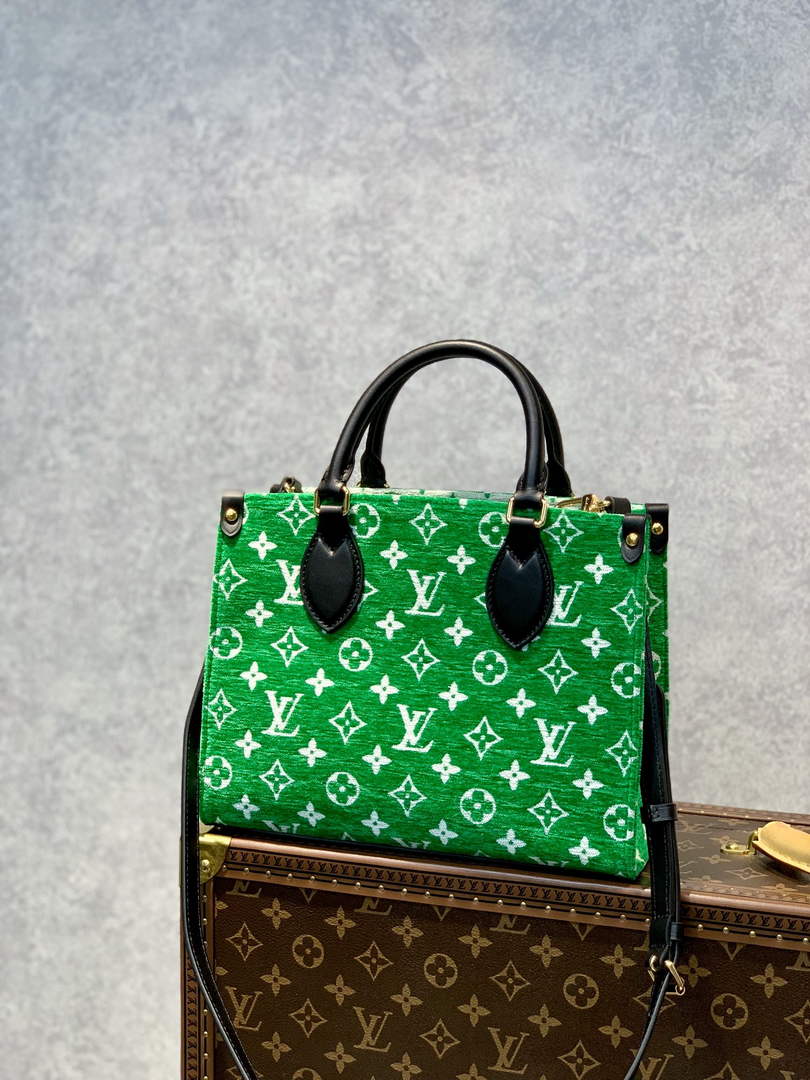 Louis Vuitton M46216 OnTheGo PM Tote Bag Green - Default Title - View 1
