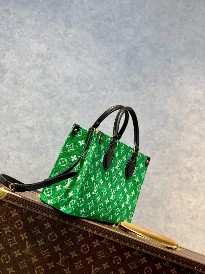 Louis Vuitton M46216 OnTheGo PM Tote Bag Green - Default Title - View 2