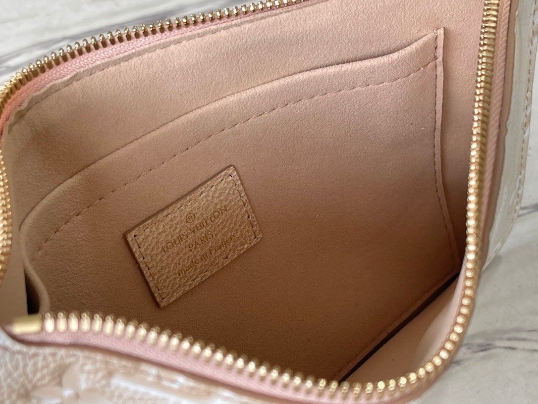 Louis Vuitton M46231 Neverfull MM Tote Bag Beige