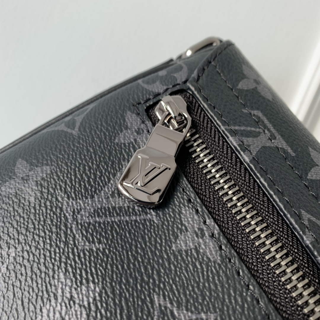Louis Vuitton M46255 District PM Bag Monogram Eclipse Canvas