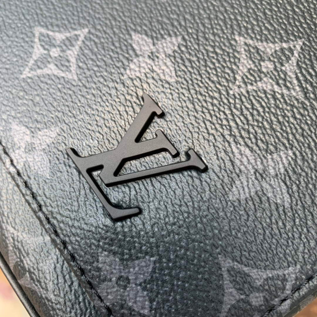 Louis Vuitton M46255 District PM Bag Monogram Eclipse Canvas