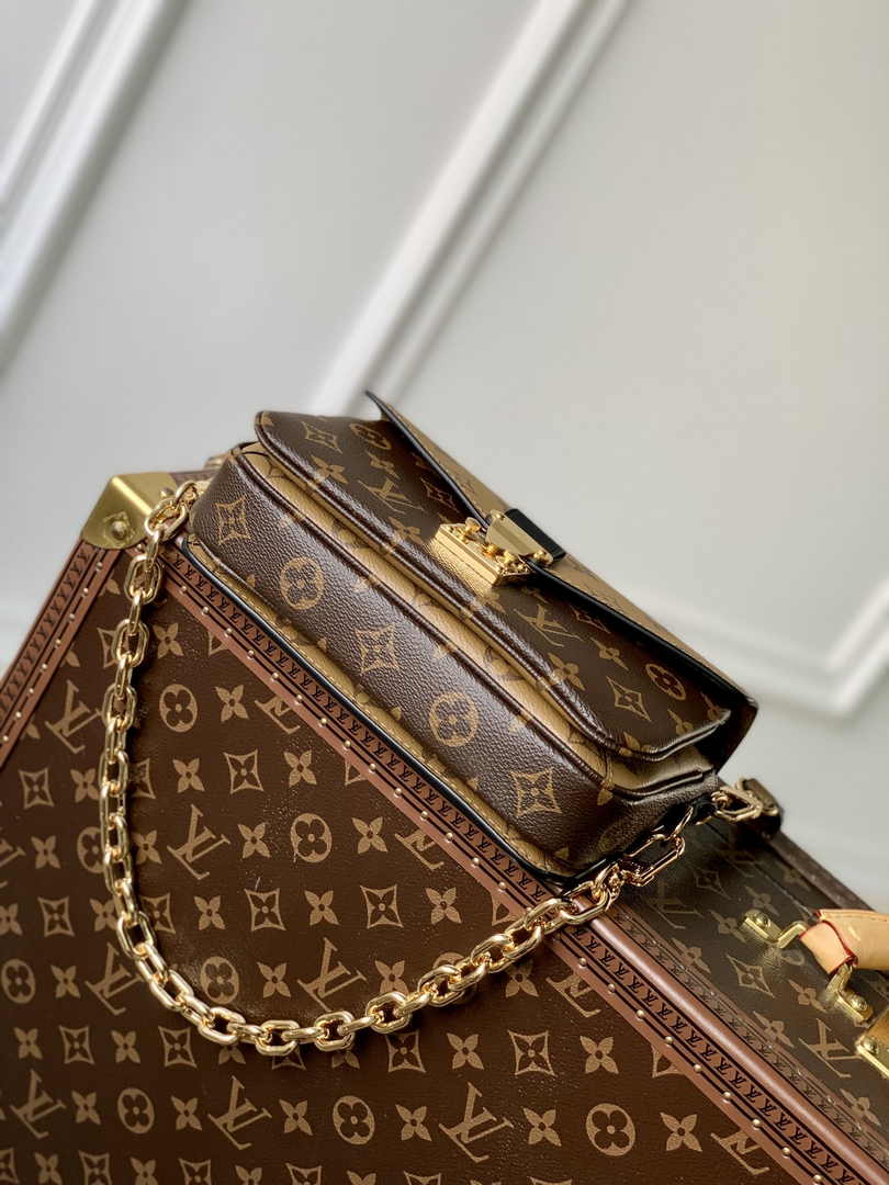 Louis Vuitton Pochette Métis East West M46279 Monogram Canvas - Default Title - View 4